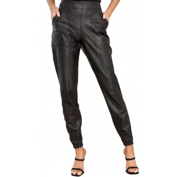 🎉HP🎉 SPANX Faux Leather Jogger in Black - Picture 1 of 3